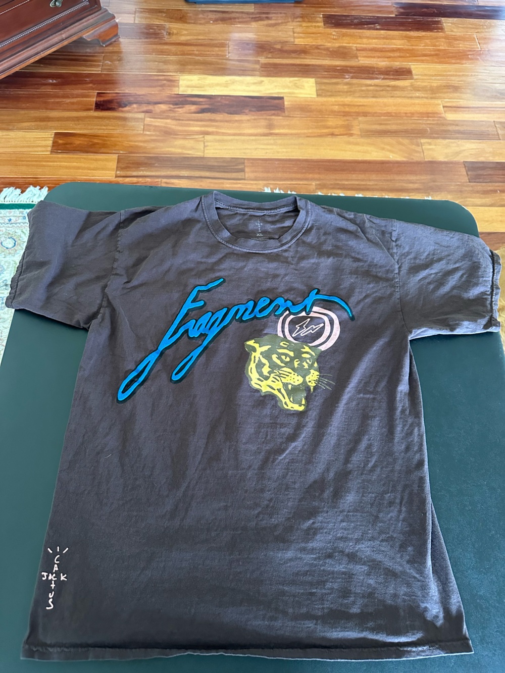 Travis Scott Fragment Brown Graphic Tee Cactus Jack Men’s XL